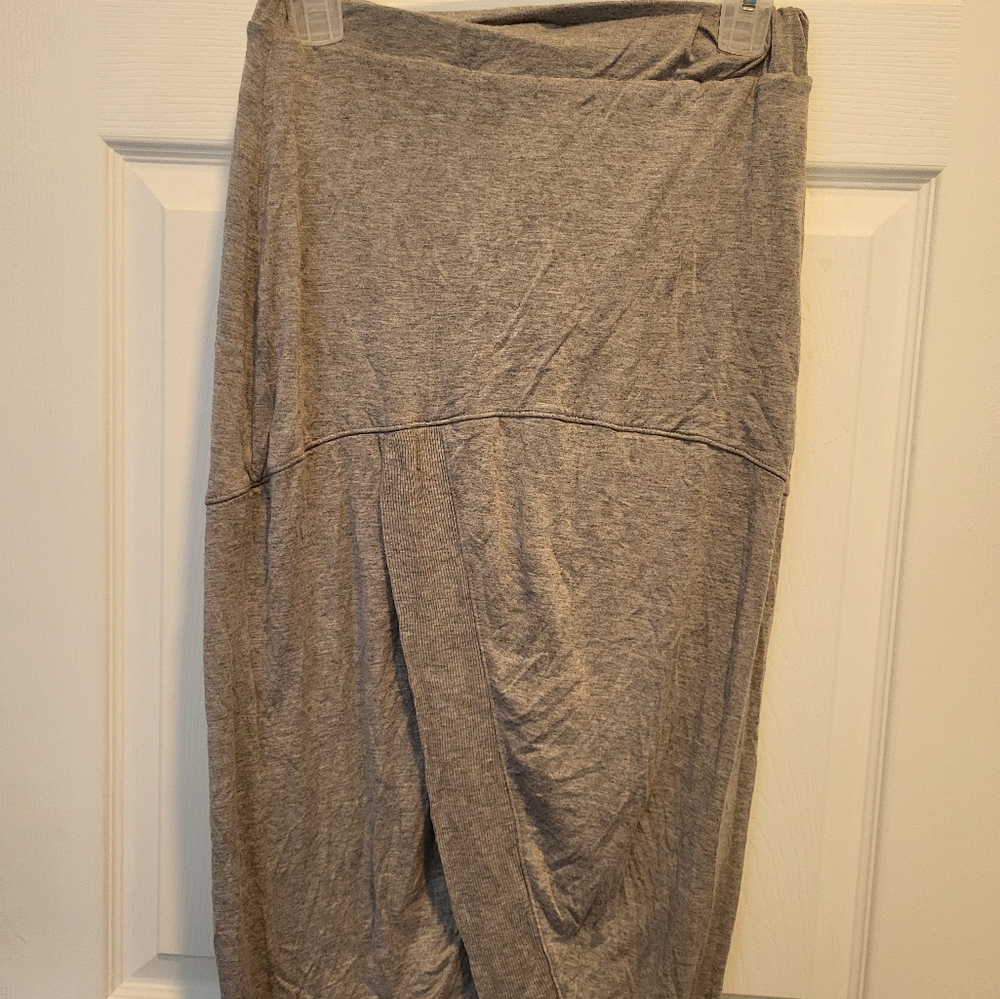 SKIRT - Picture 2 of 6